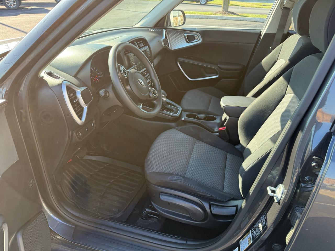 Kia Soul LX IVT 2021