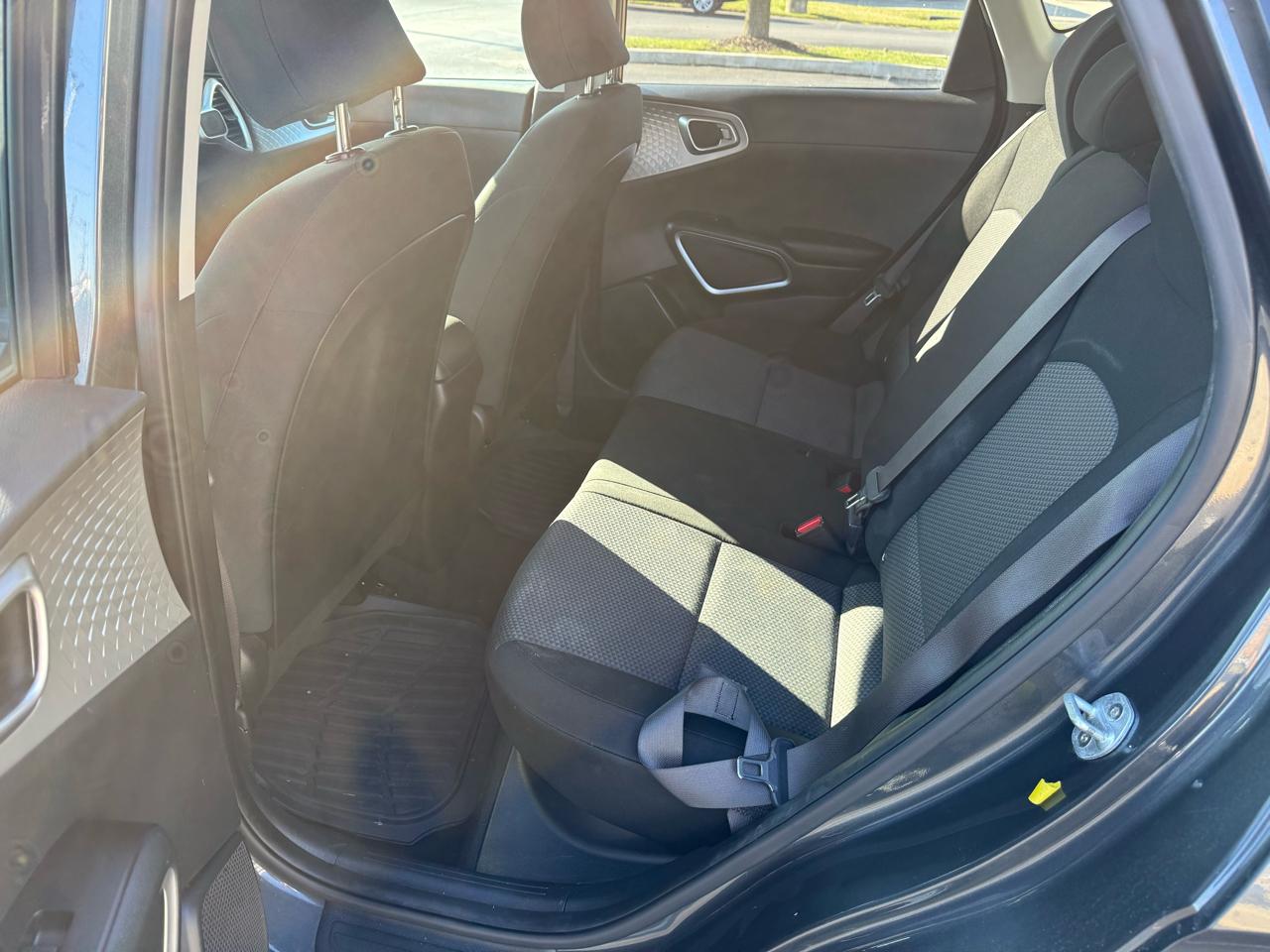 Kia Soul LX IVT 2021