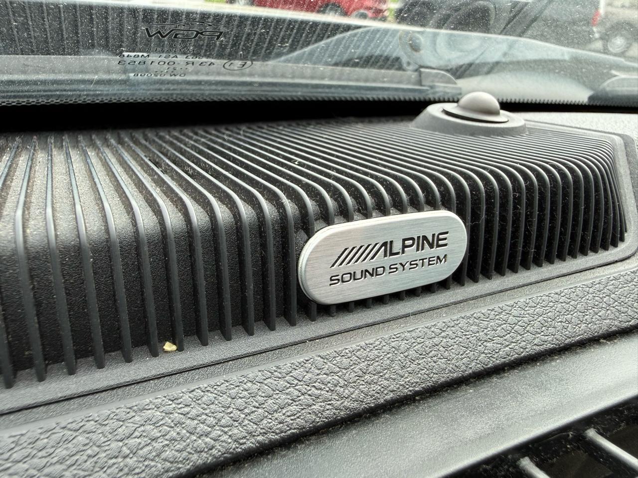 RAM 1500 4WD Crew Cab 140.5" Sport 2014