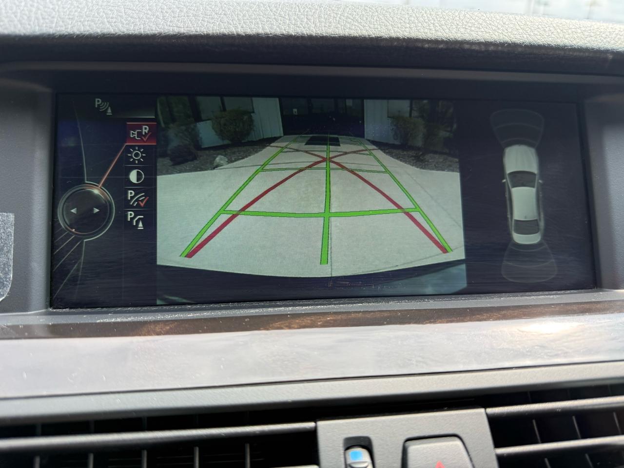 BMW 5 Series 4dr Sdn 528i xDrive AWD 2013