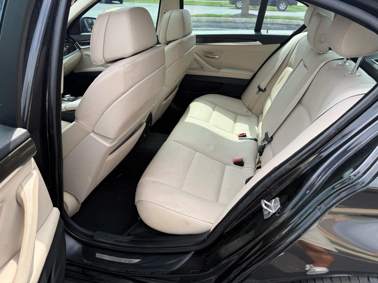 BMW 5 Series 4dr Sdn 528i xDrive AWD 2013