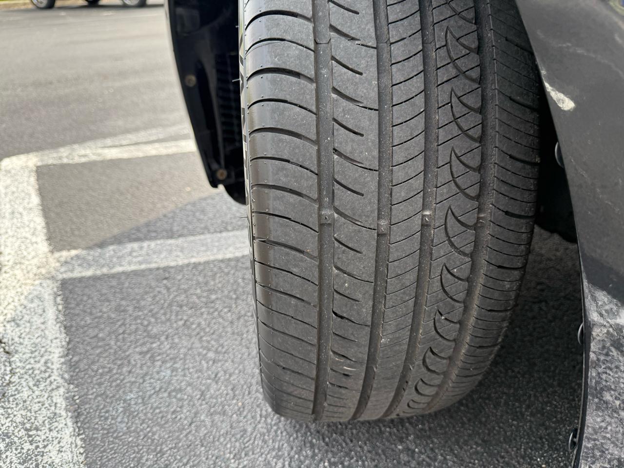 BMW 5 Series 4dr Sdn 528i xDrive AWD 2013