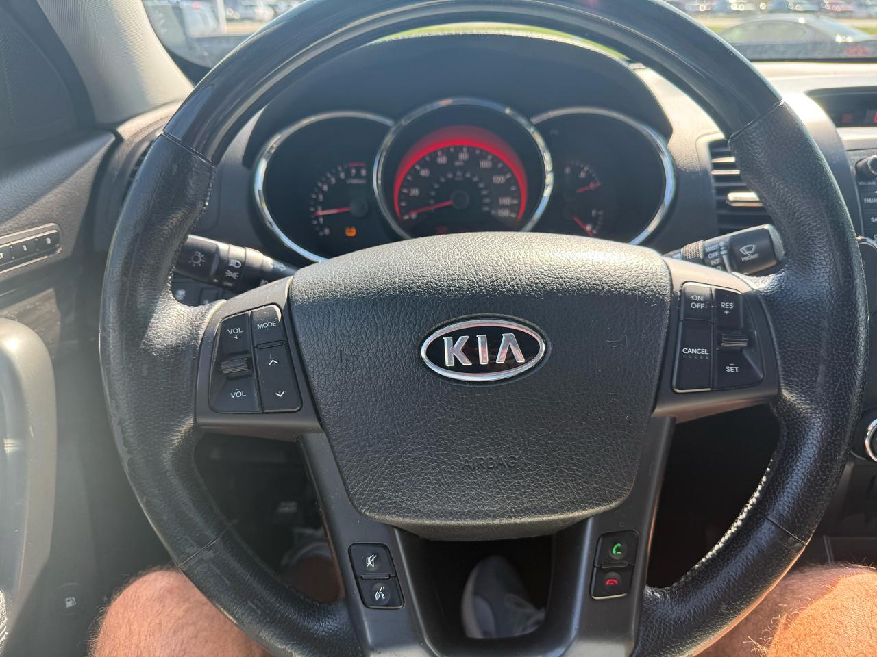 Kia Sorento 2WD 4dr V6 SX 2013