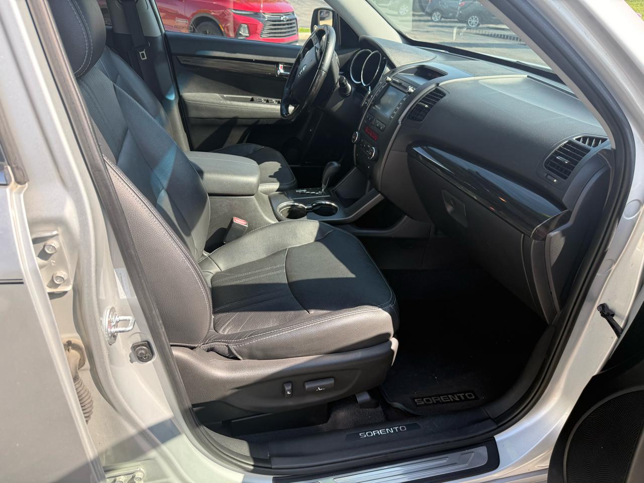 Kia Sorento 2WD 4dr V6 SX 2013