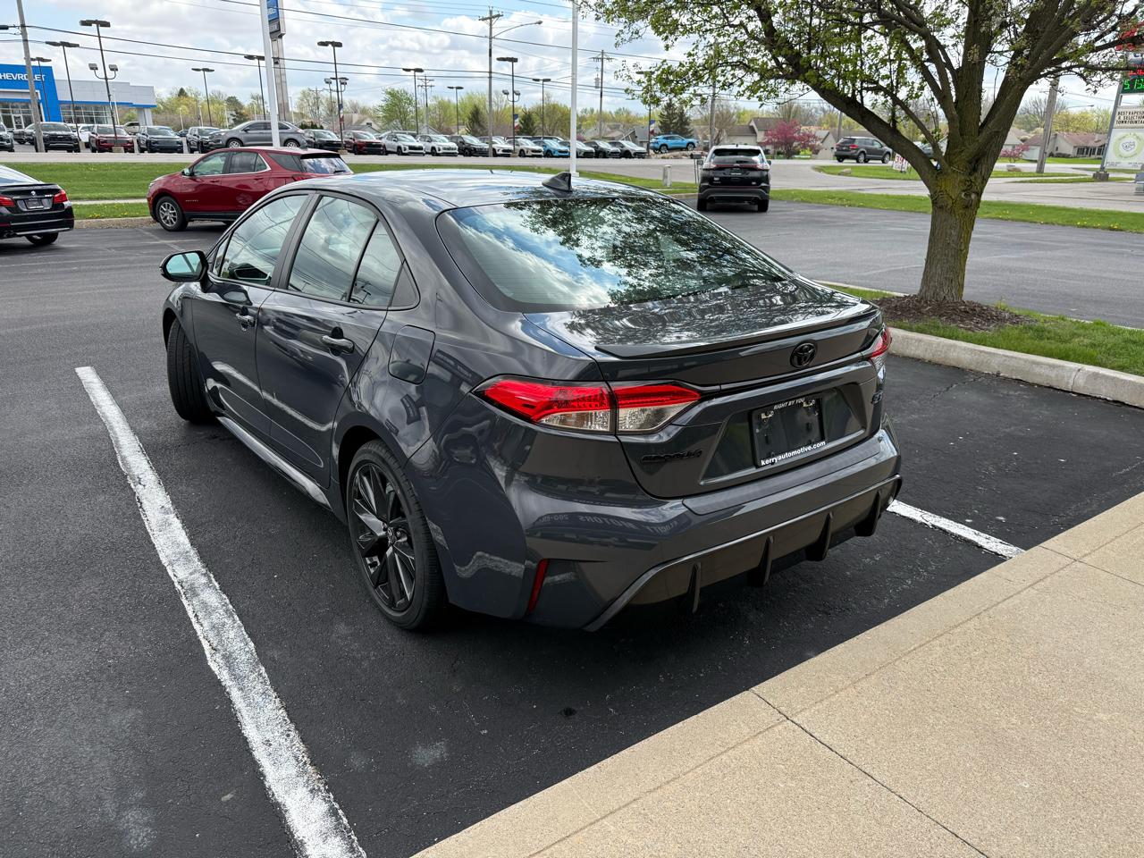 Toyota Corolla SE CVT (Natl) 2023