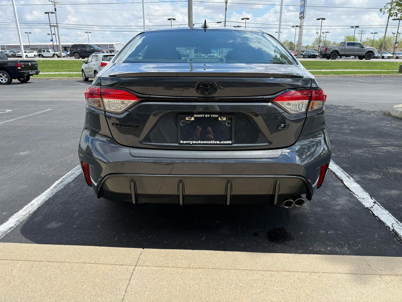 Toyota Corolla SE CVT (Natl) 2023