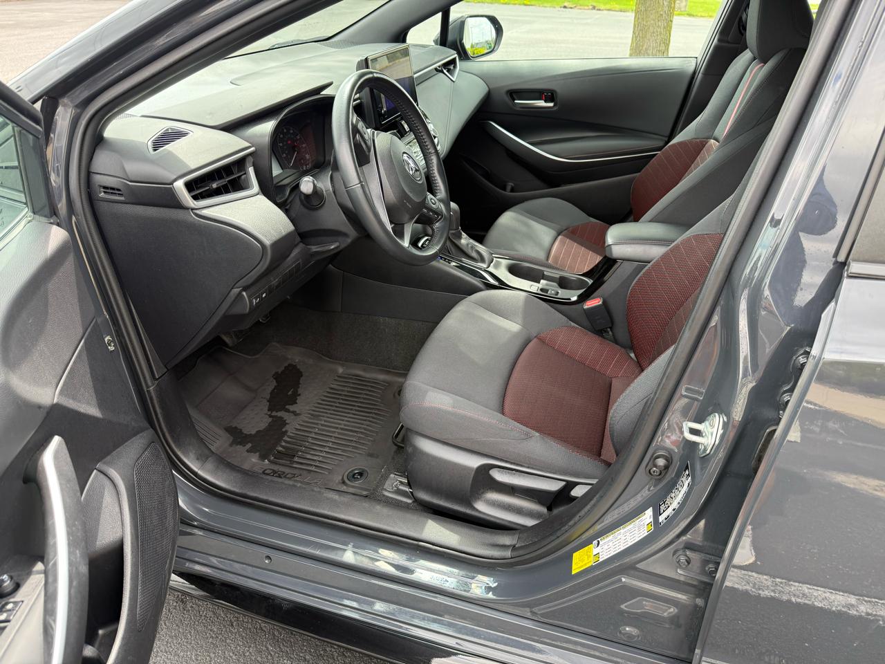 Toyota Corolla SE CVT (Natl) 2023
