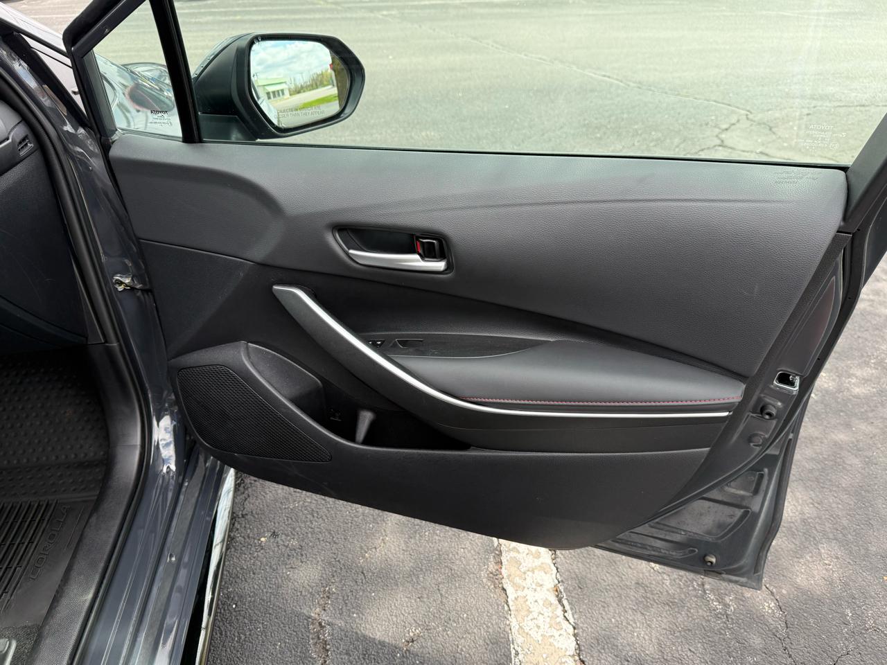 Toyota Corolla SE CVT (Natl) 2023