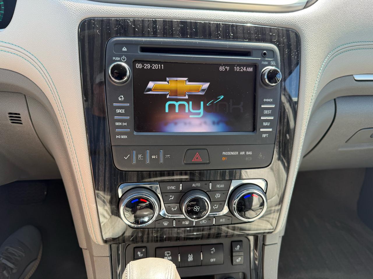 Chevrolet Traverse AWD 4dr LT w/2LT 2013