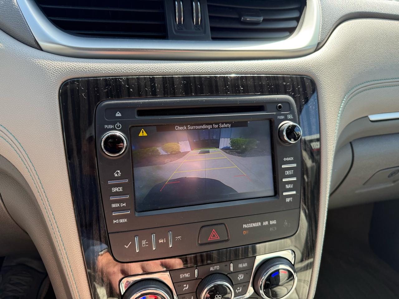 Chevrolet Traverse AWD 4dr LT w/2LT 2013