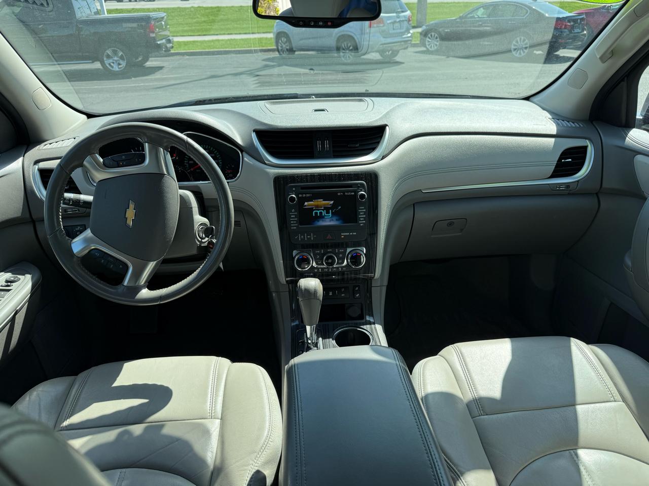 Chevrolet Traverse AWD 4dr LT w/2LT 2013