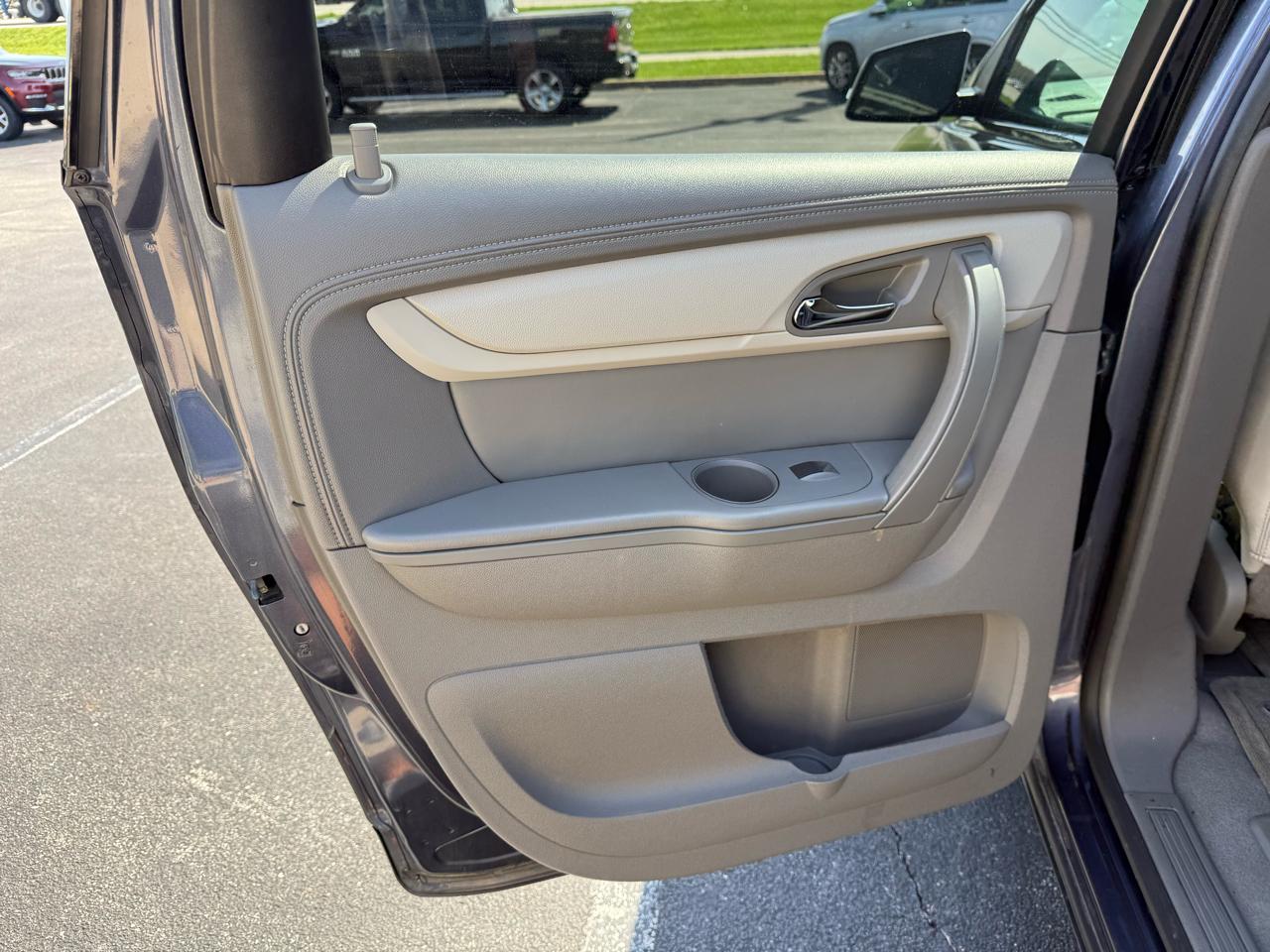 Chevrolet Traverse AWD 4dr LT w/2LT 2013