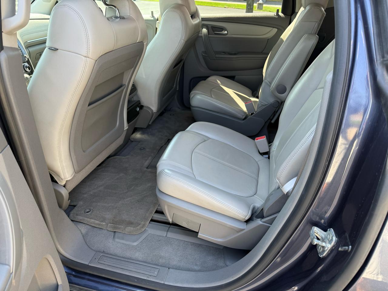 Chevrolet Traverse AWD 4dr LT w/2LT 2013