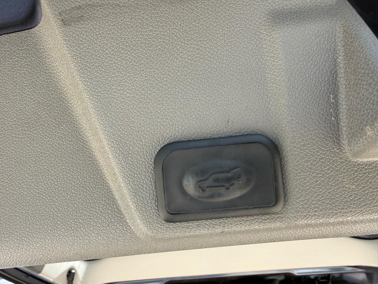 Chevrolet Traverse AWD 4dr LT w/2LT 2013