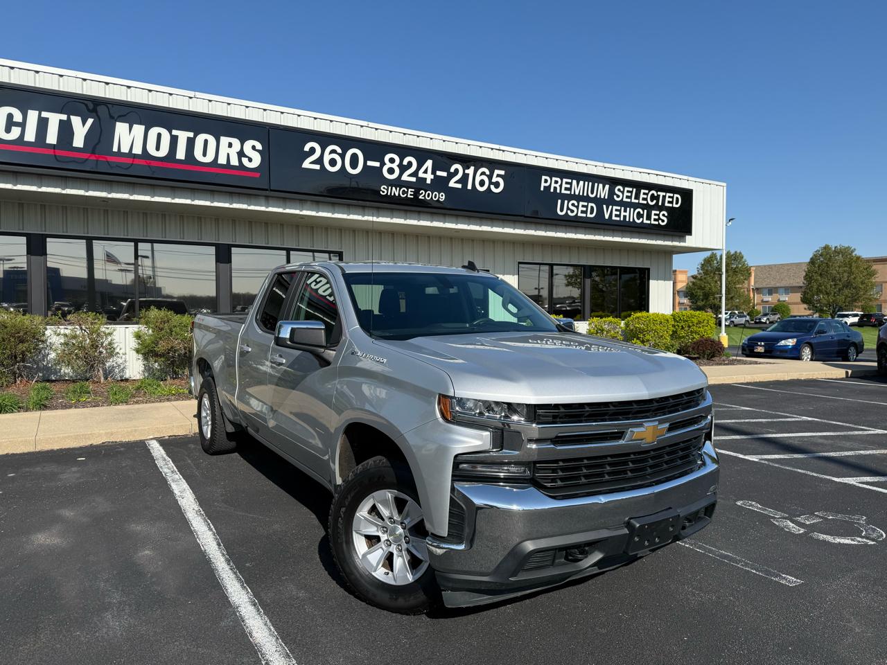 Chevrolet Silverado 1500 4WD Double Cab 147" LT 2020