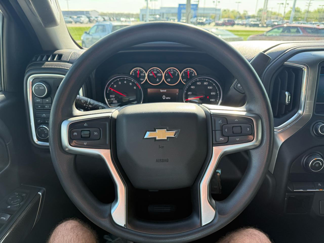 Chevrolet Silverado 1500 4WD Double Cab 147" LT 2020