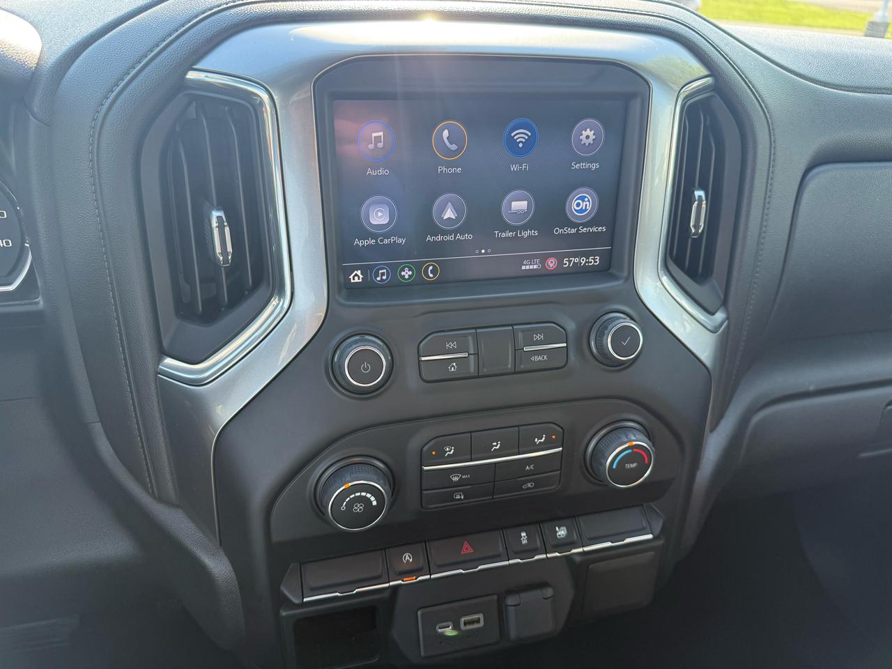 Chevrolet Silverado 1500 4WD Double Cab 147" LT 2020