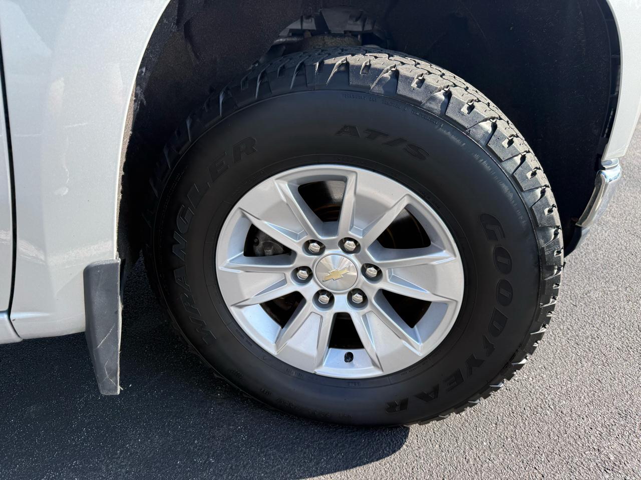 Chevrolet Silverado 1500 4WD Double Cab 147" LT 2020