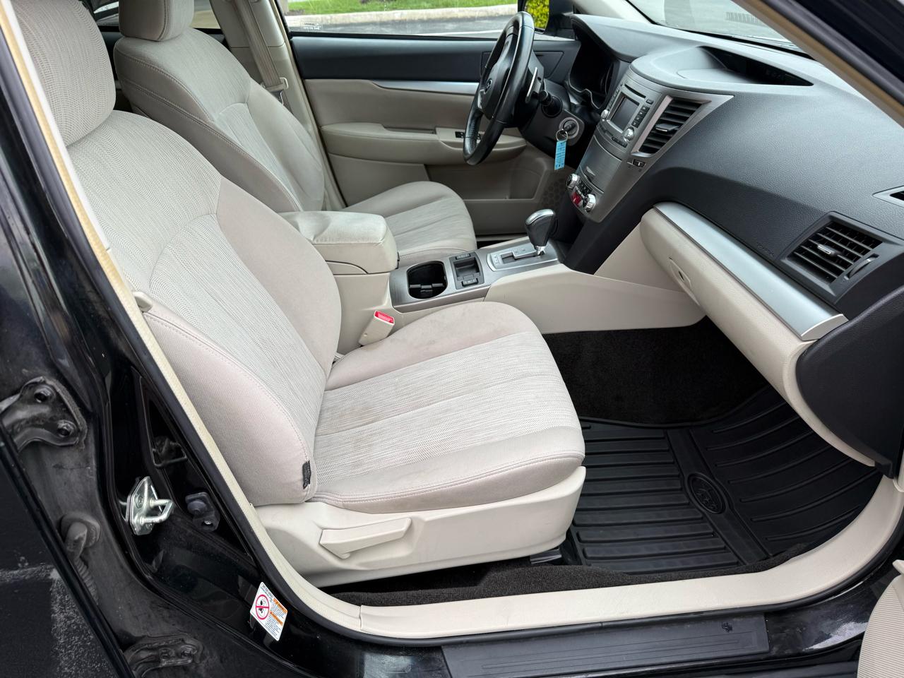 Subaru Outback 4dr Wgn H4 Auto 2.5i Premium 2014