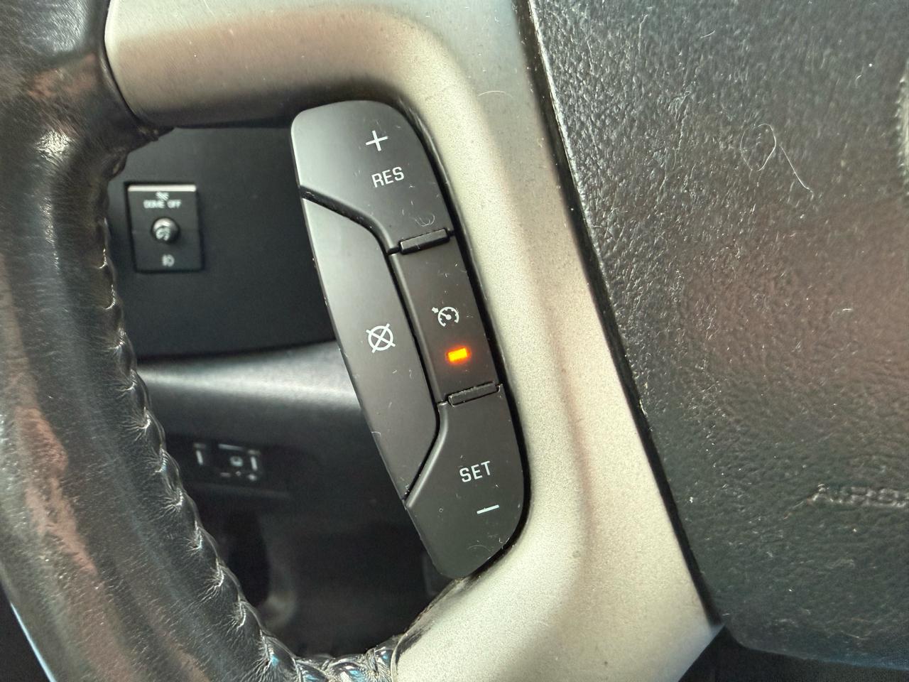 GMC Sierra 1500 4WD Crew Cab 143.5" SLE 2011