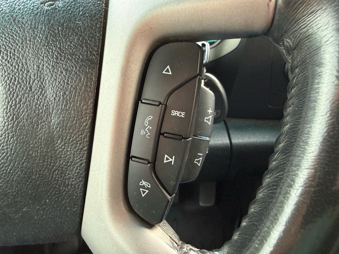 GMC Sierra 1500 4WD Crew Cab 143.5" SLE 2011