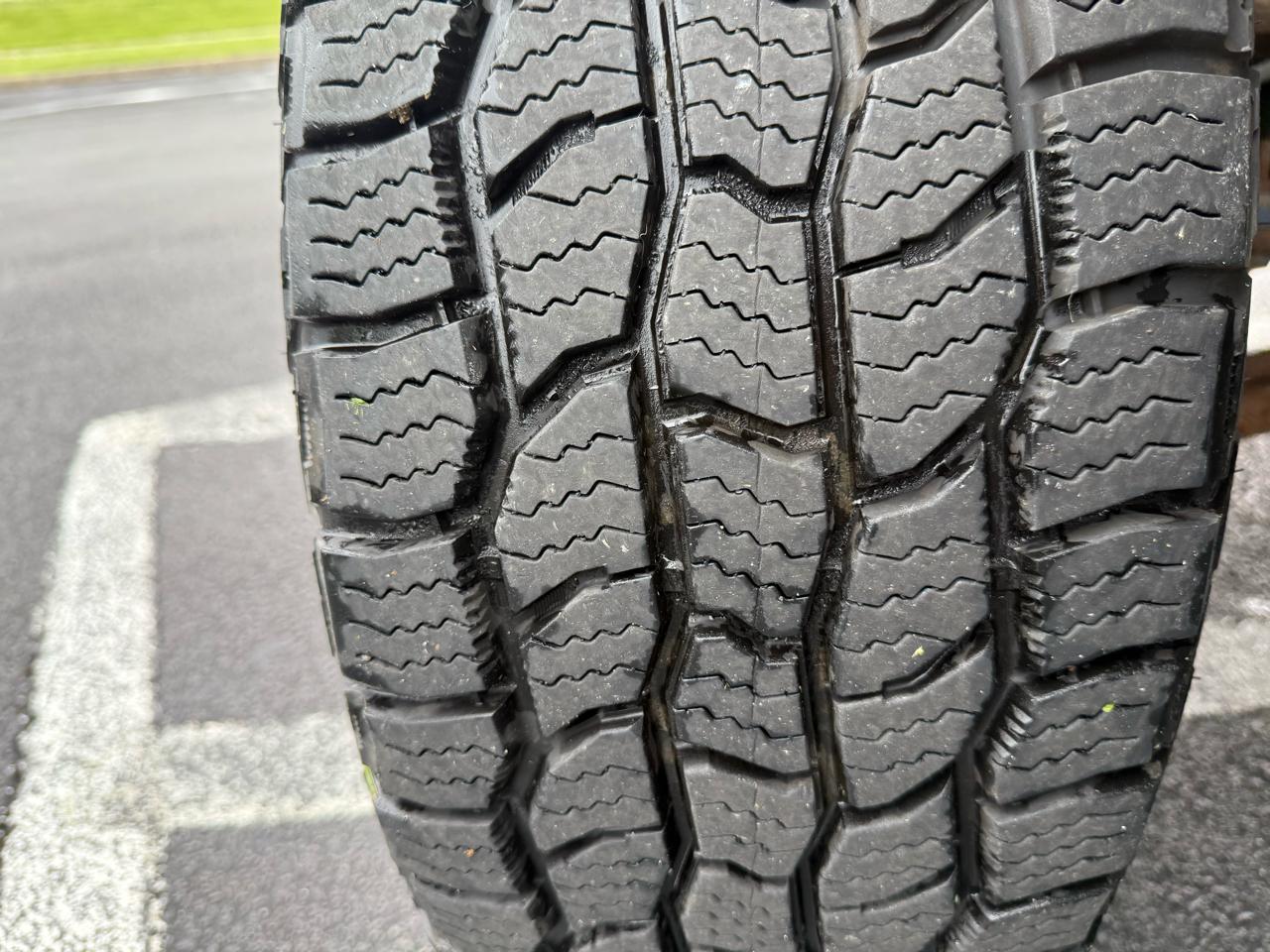GMC Sierra 1500 4WD Crew Cab 143.5" SLE 2011