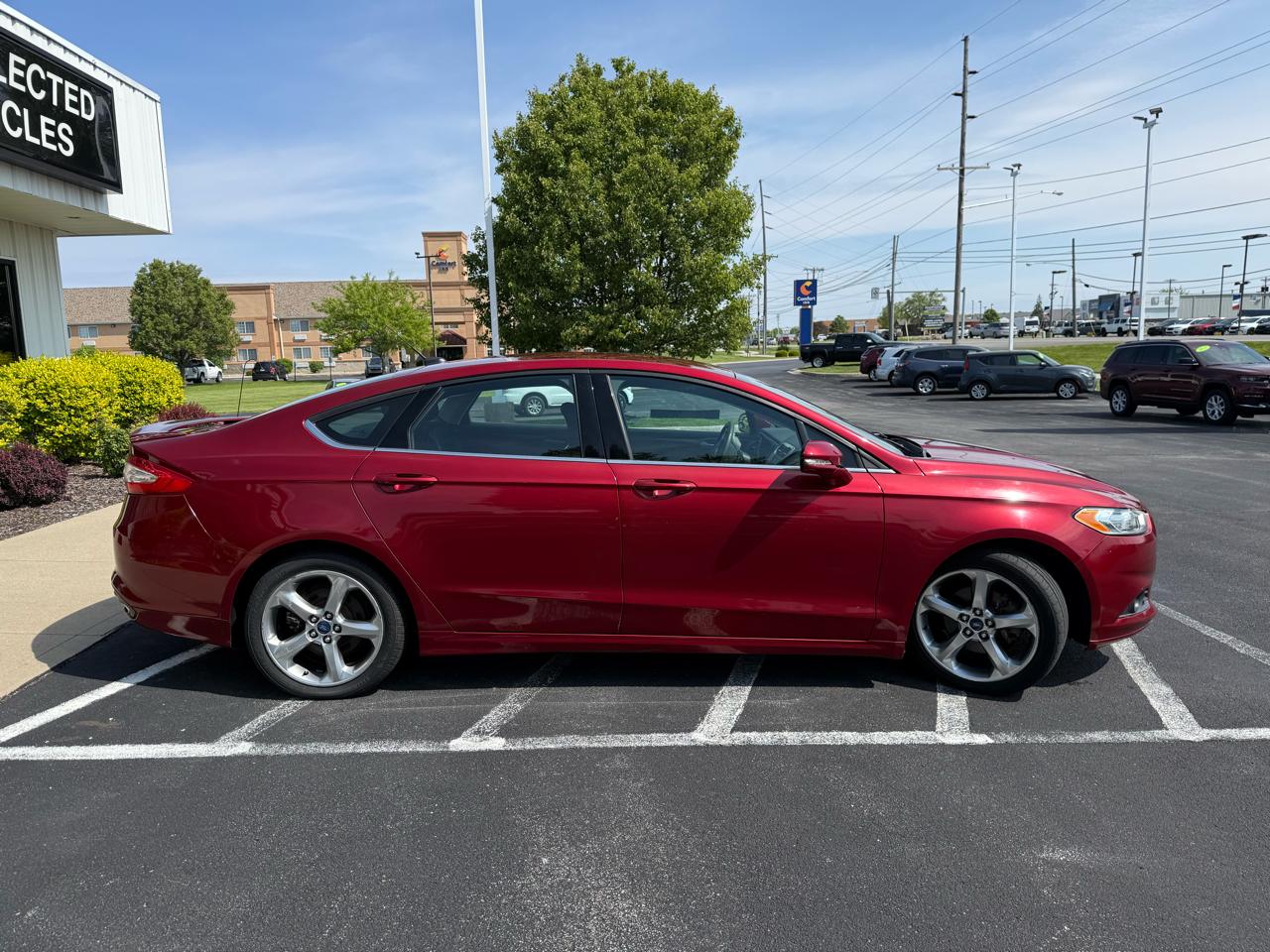 Ford Fusion 4dr Sdn SE FWD 2013