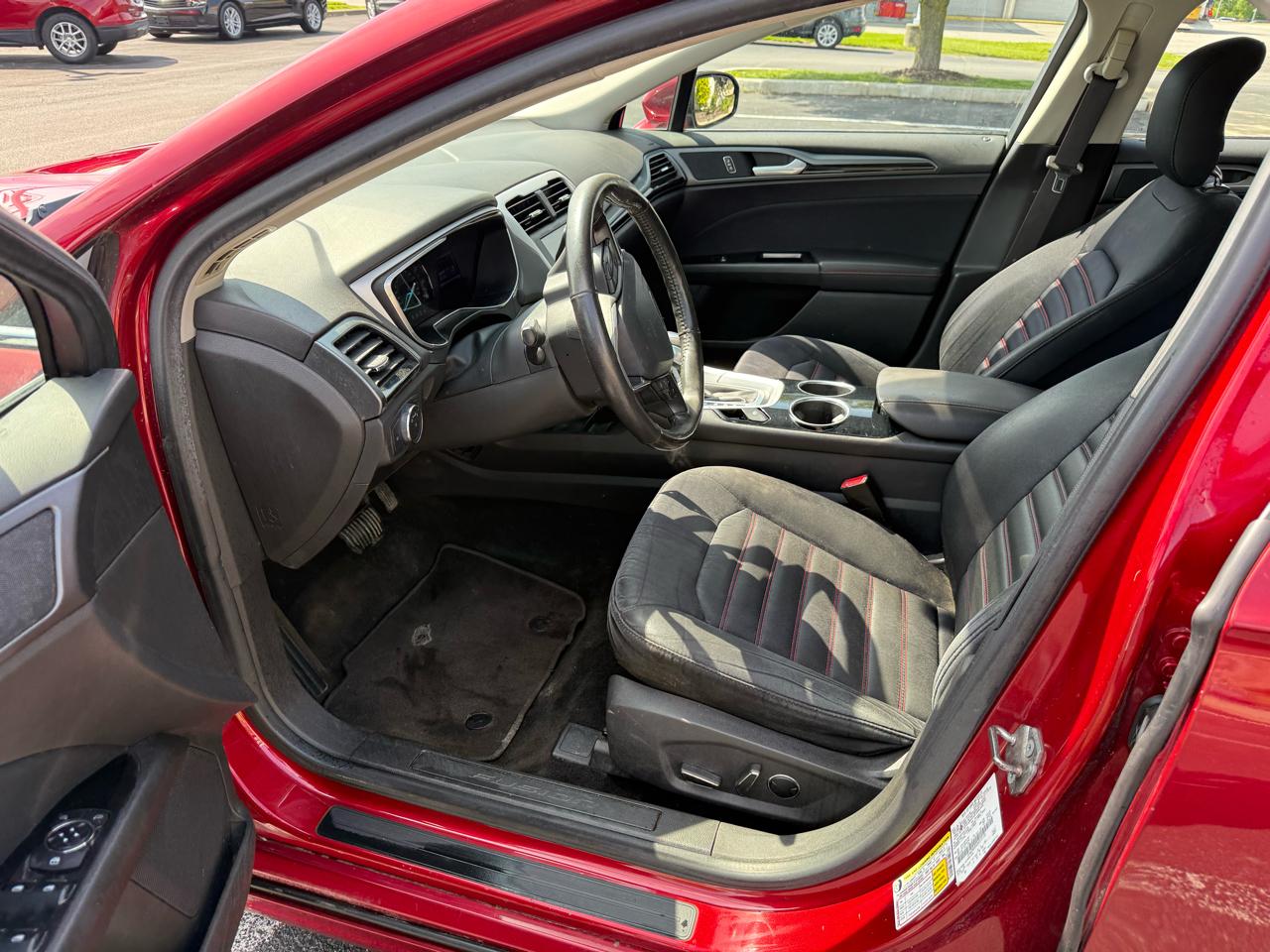 Ford Fusion 4dr Sdn SE FWD 2013