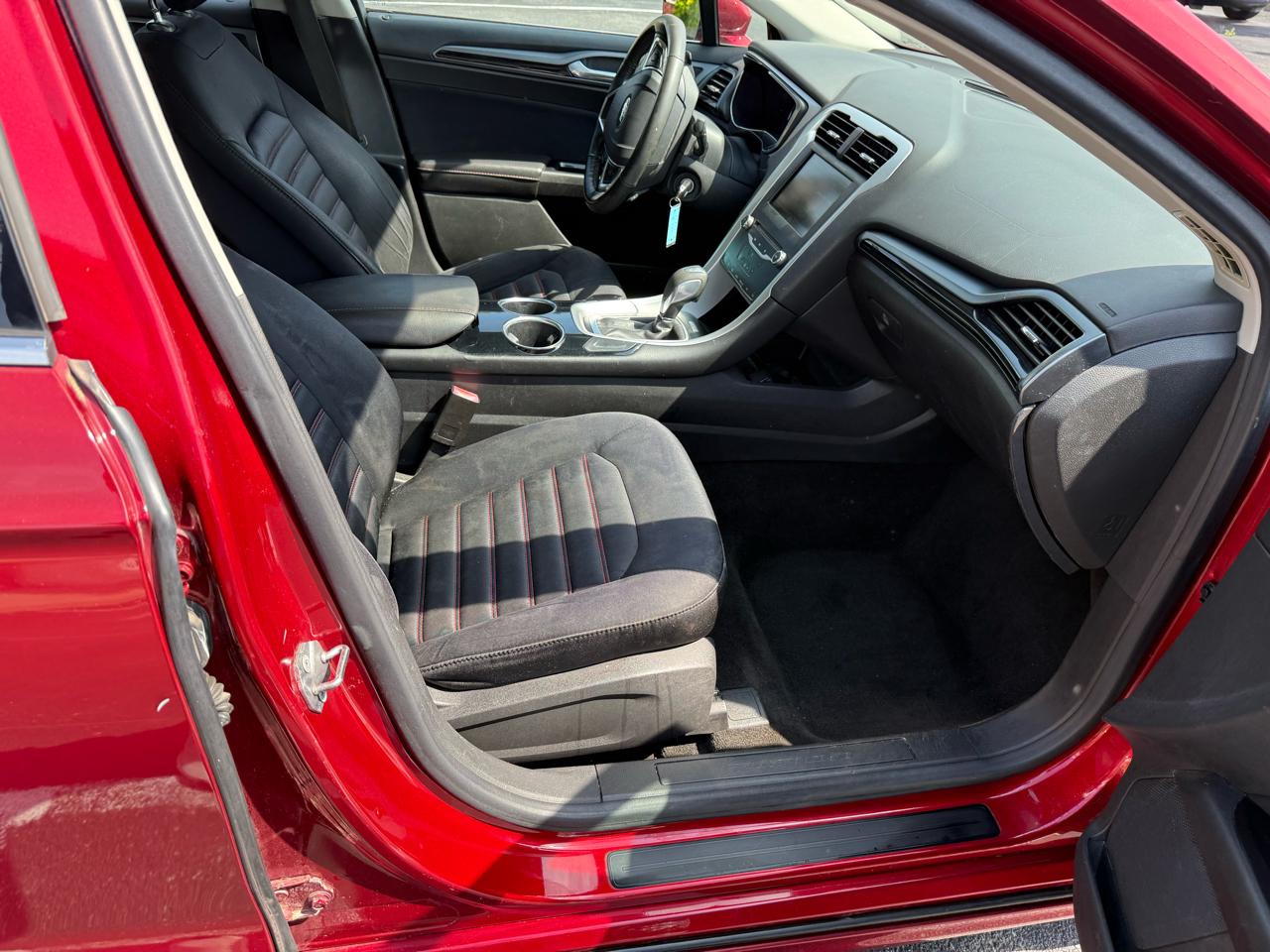 Ford Fusion 4dr Sdn SE FWD 2013