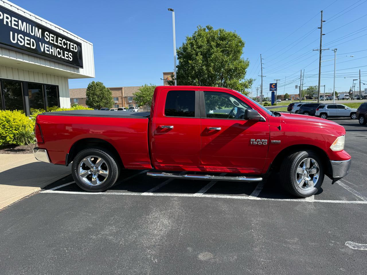 RAM 1500 4WD Quad Cab 140.5" Outdoorsman 2015