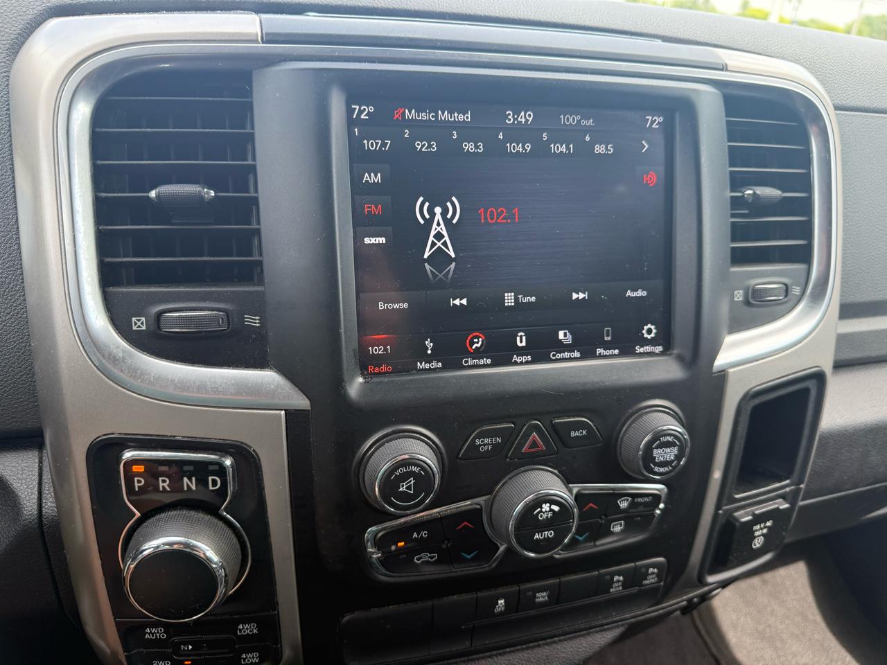 RAM 1500 Classic Big Horn 4x4 Crew Cab 5'7" Box 2019