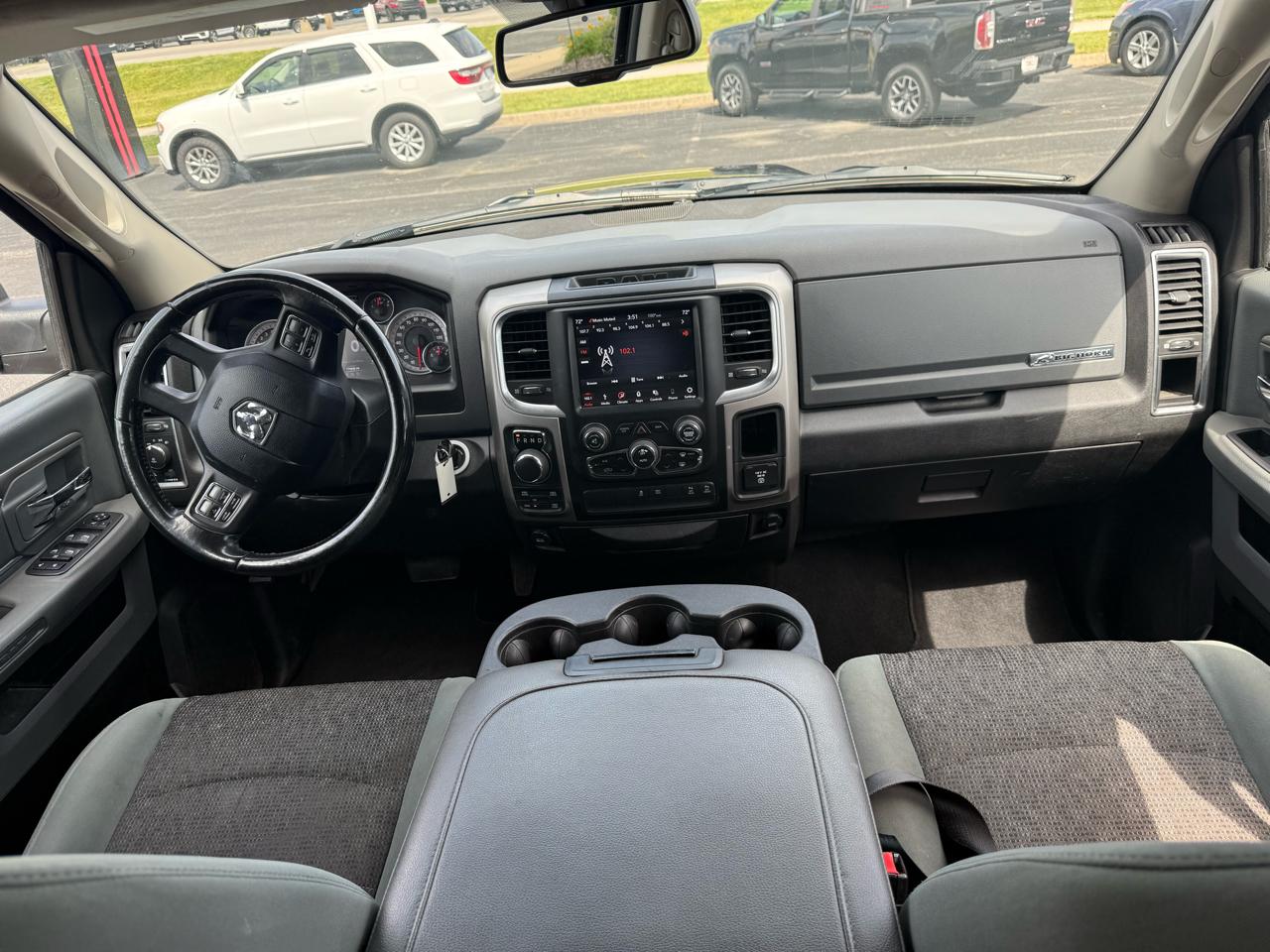 RAM 1500 Classic Big Horn 4x4 Crew Cab 5'7" Box 2019