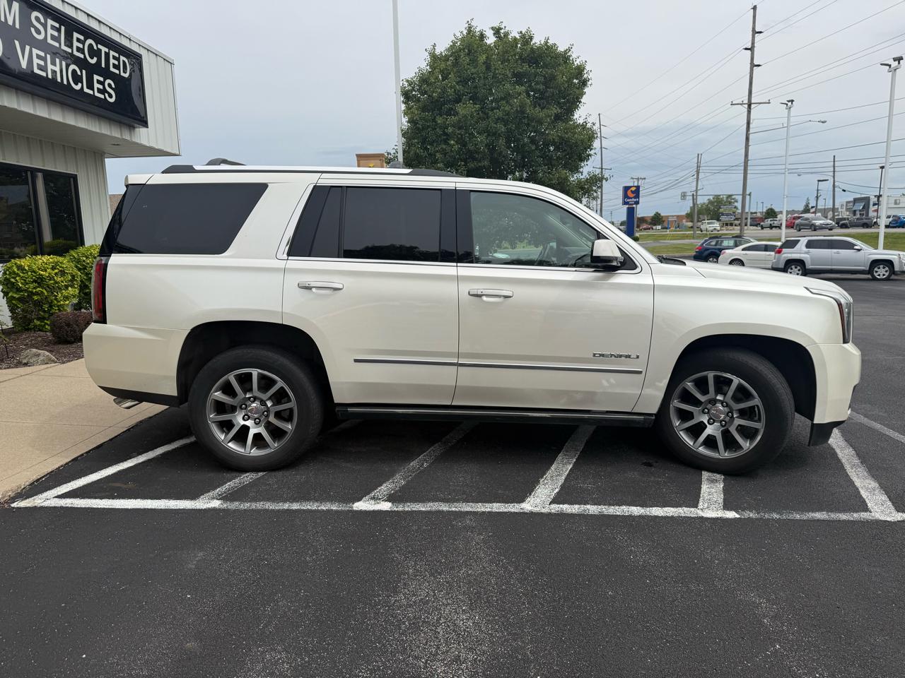 GMC Yukon 4WD 4dr Denali 2015