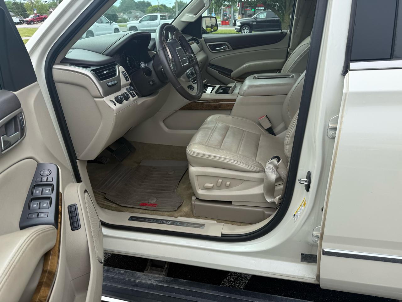 GMC Yukon 4WD 4dr Denali 2015