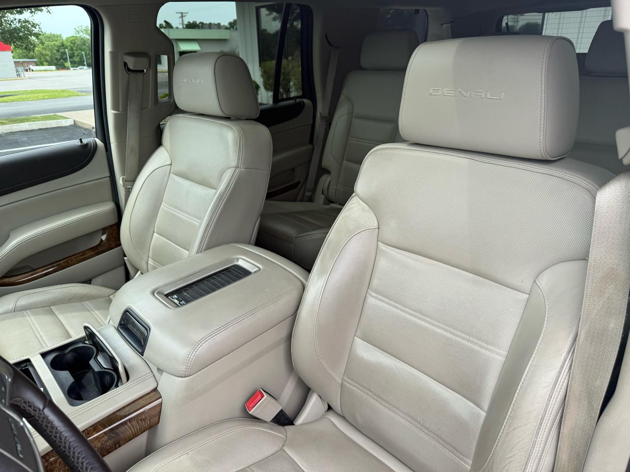 GMC Yukon 4WD 4dr Denali 2015