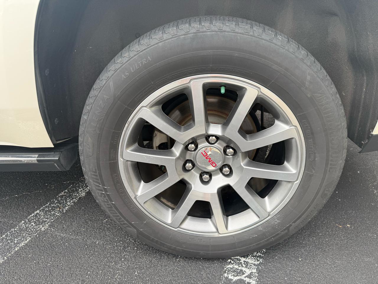 GMC Yukon 4WD 4dr Denali 2015