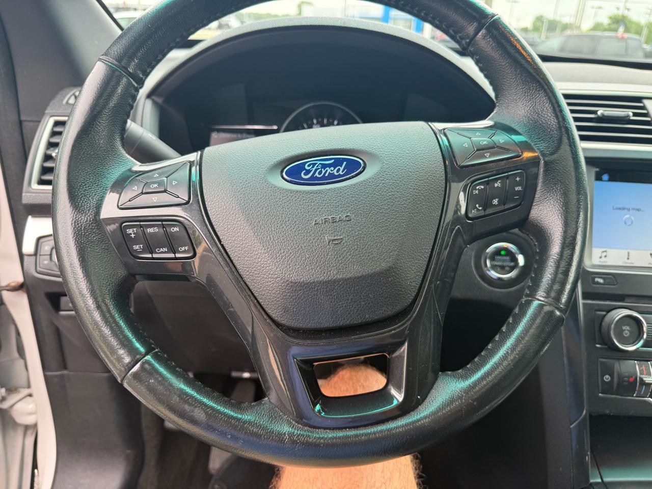 Ford Explorer XLT 4WD 2017