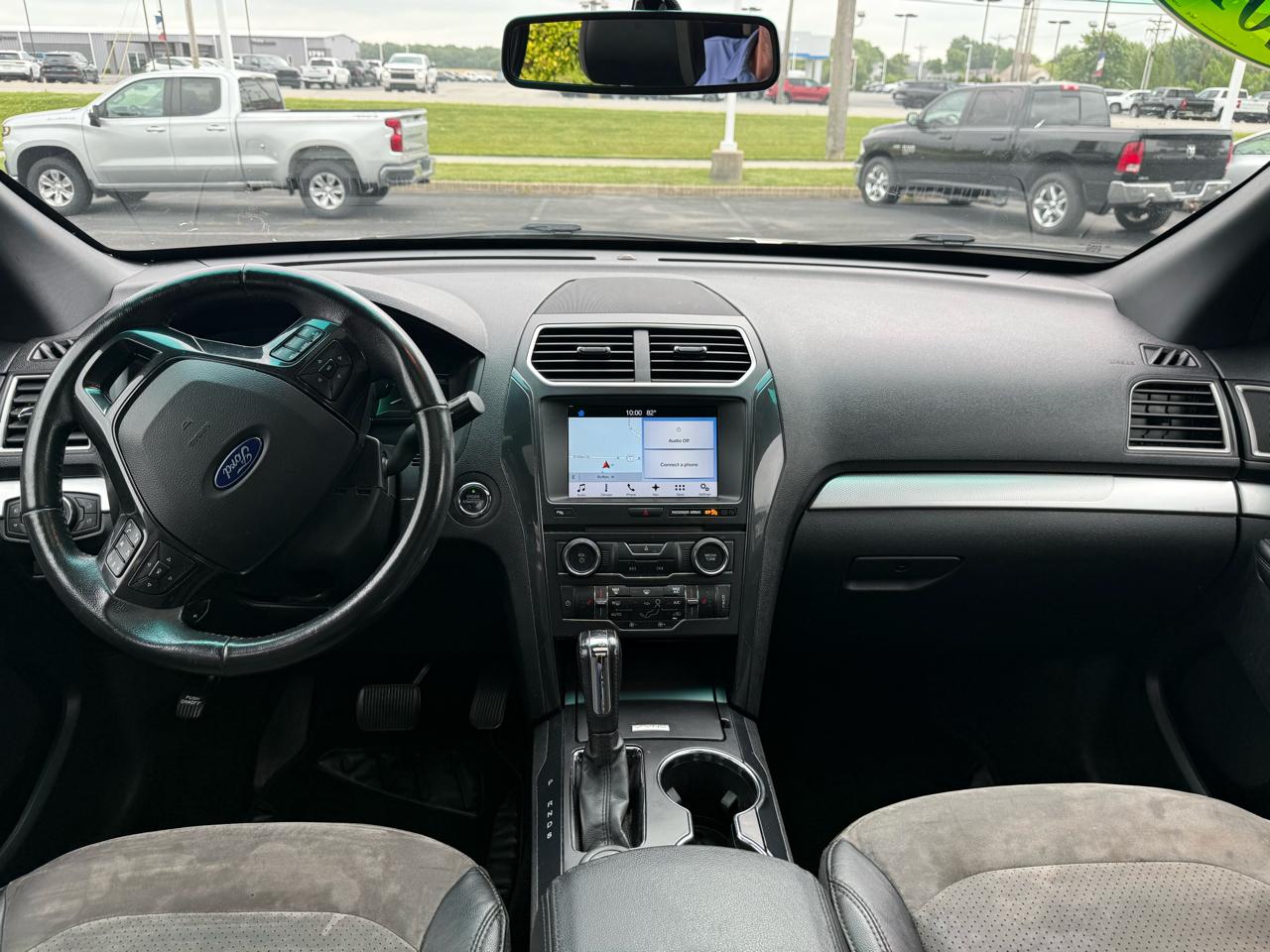 Ford Explorer XLT 4WD 2017