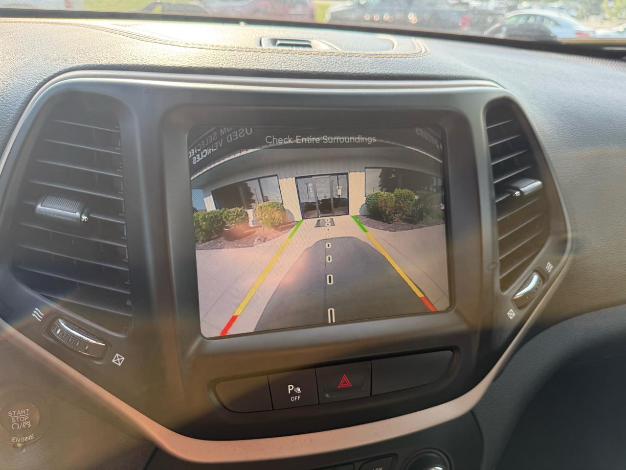 Jeep Cherokee 4WD 4dr Limited 2016