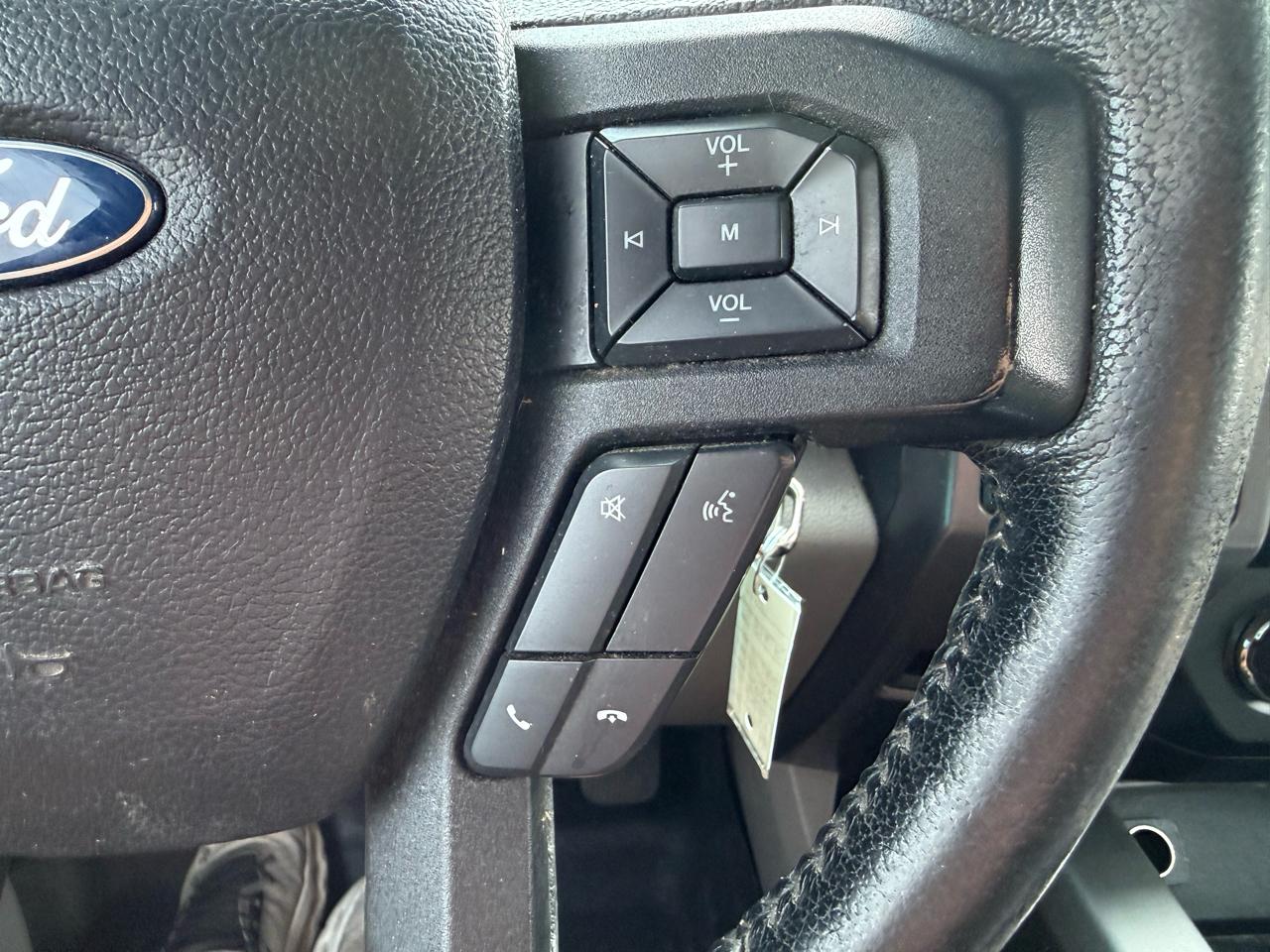 Ford F-150 4WD SuperCrew 145" XLT 2016