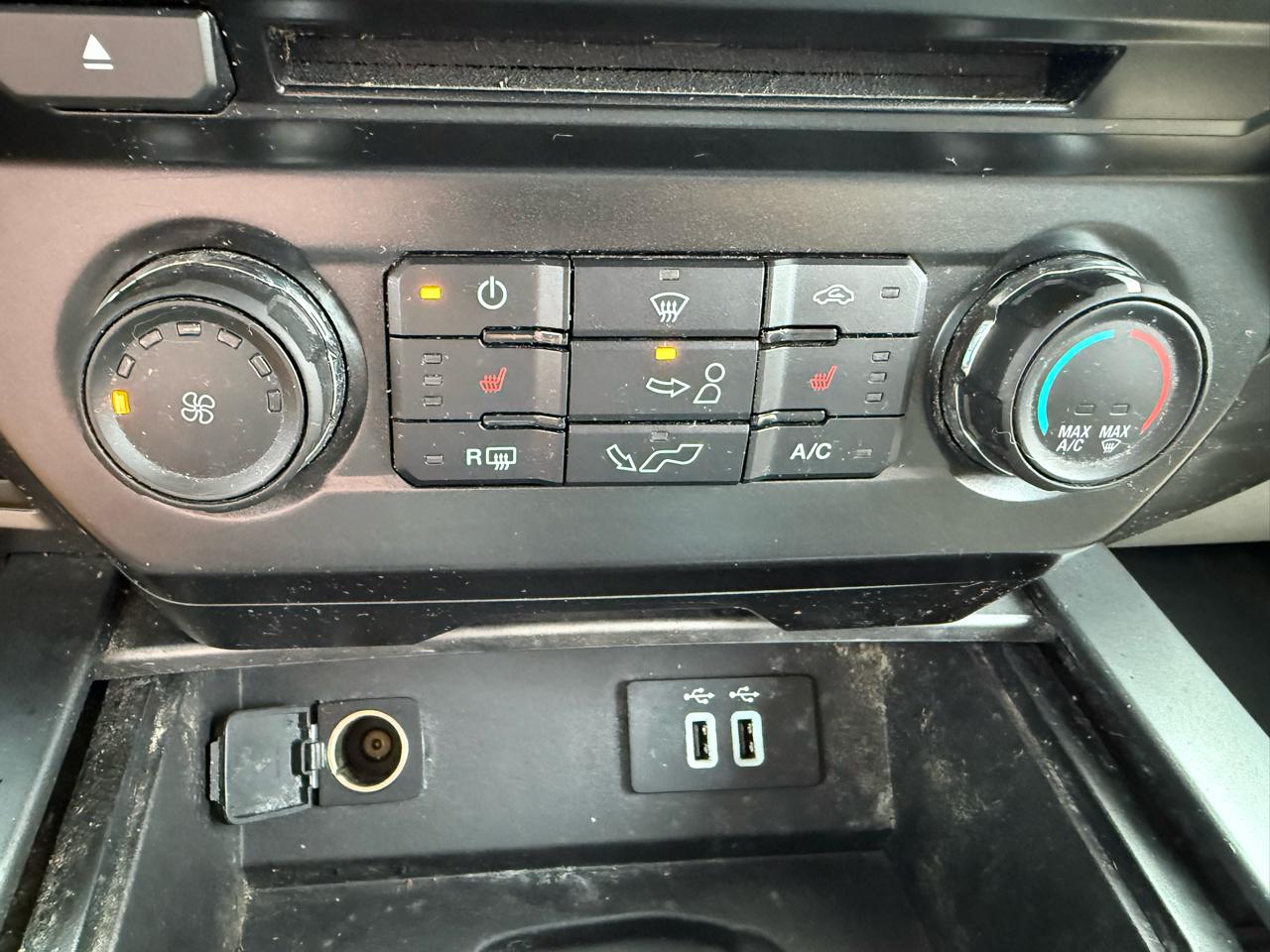 Ford F-150 4WD SuperCrew 145" XLT 2016