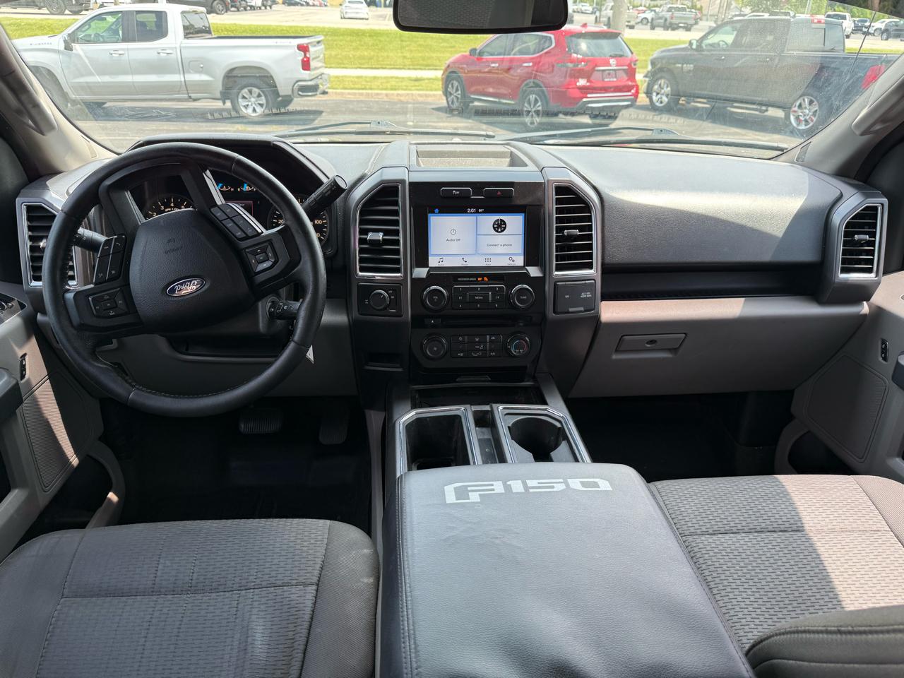 Ford F-150 4WD SuperCrew 145" XLT 2016
