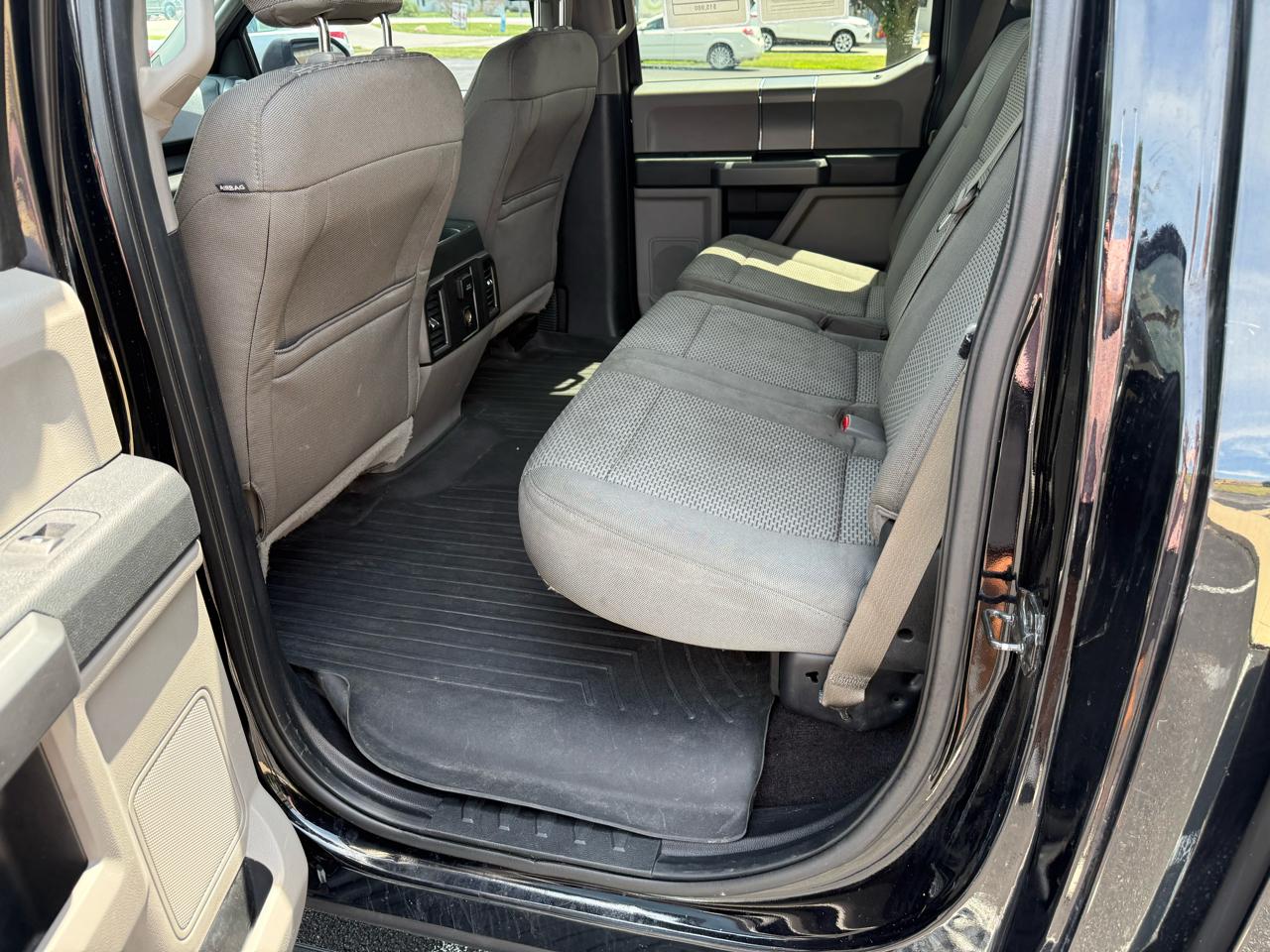 Ford F-150 4WD SuperCrew 145" XLT 2016