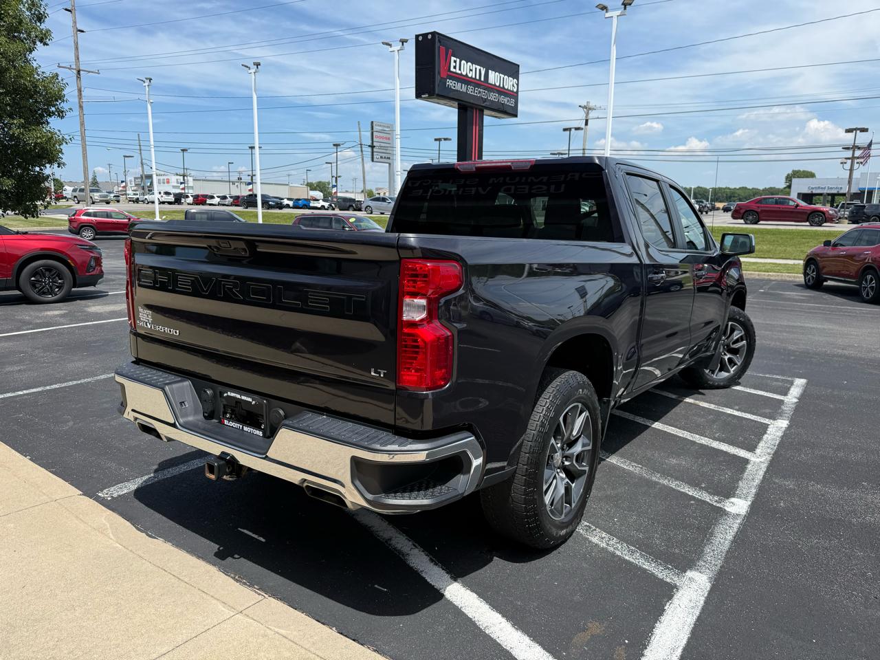 Chevrolet Silverado 1500 4WD Crew Cab 147" LT w/1LT 2024