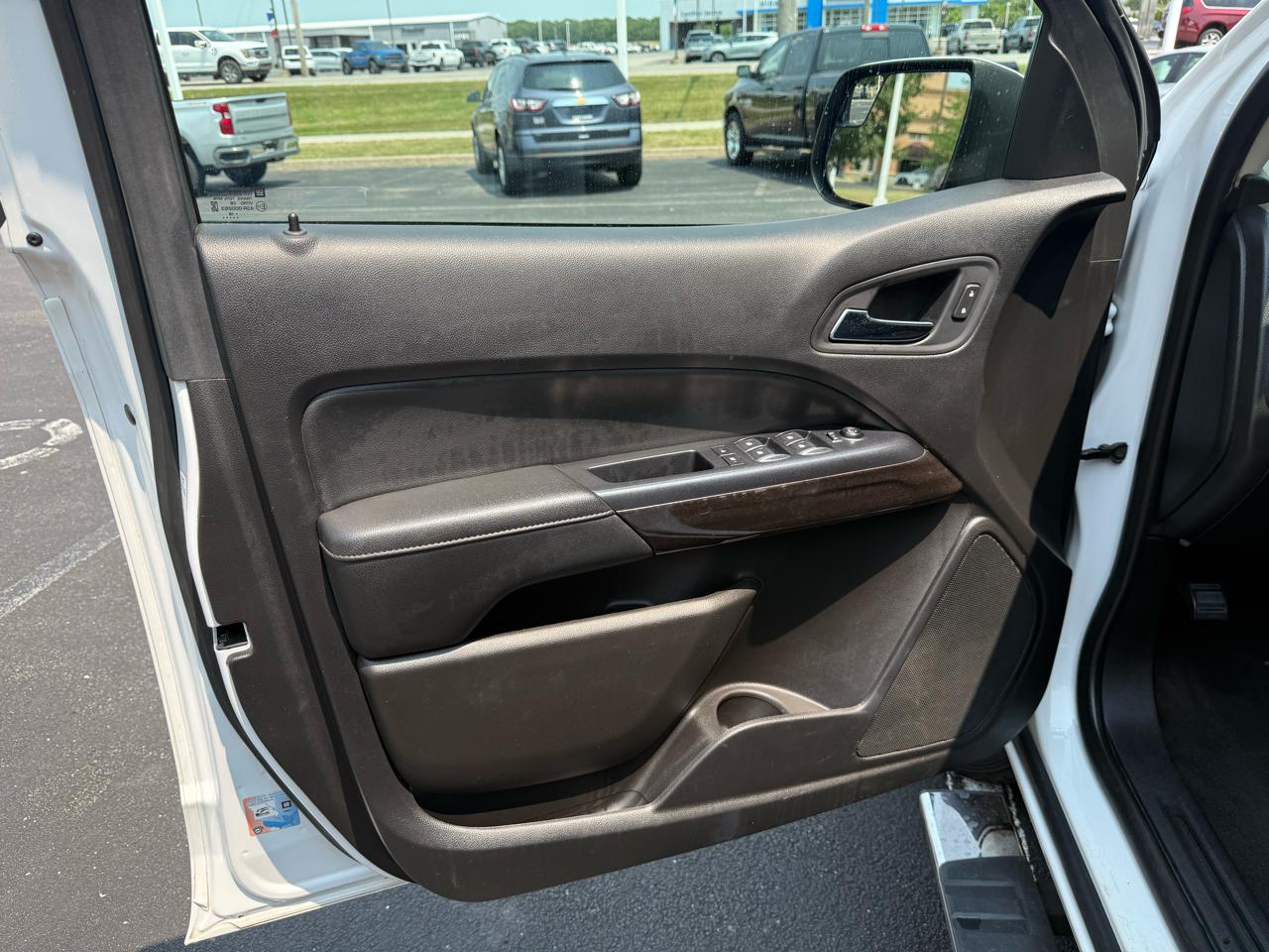 GMC Canyon 4WD Crew Cab 128.3" SLE 2019
