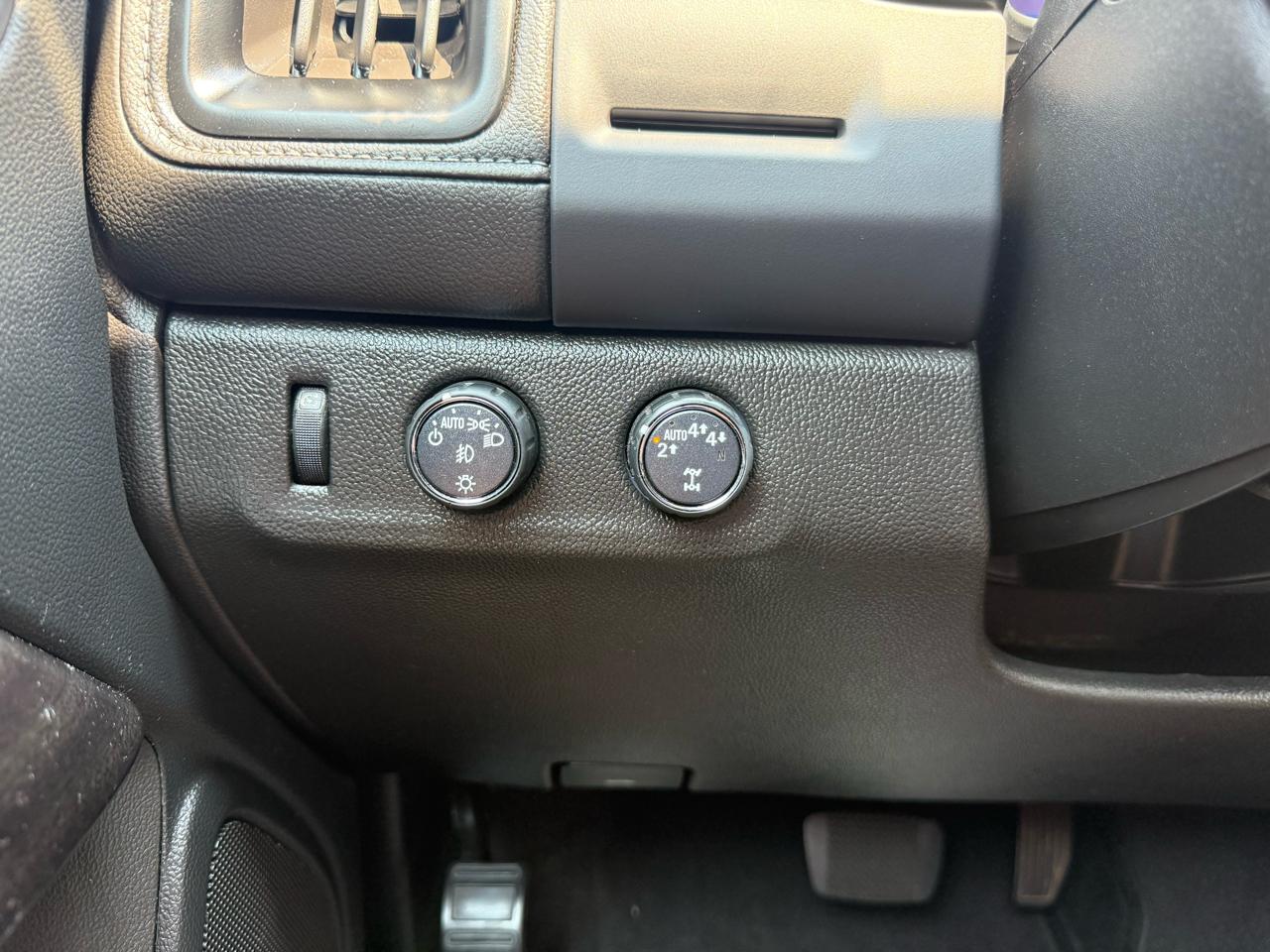GMC Canyon 4WD Crew Cab 128.3" SLE 2019