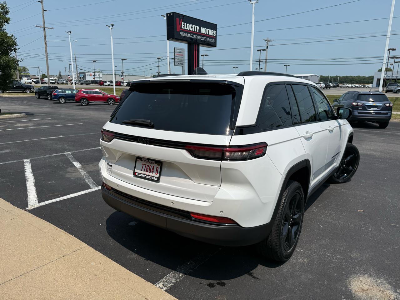 Jeep Grand Cherokee Altitude 4x4 2022