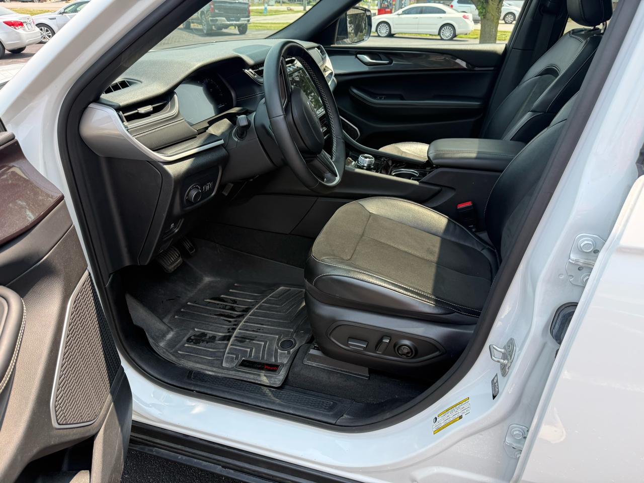 Jeep Grand Cherokee Altitude 4x4 2022