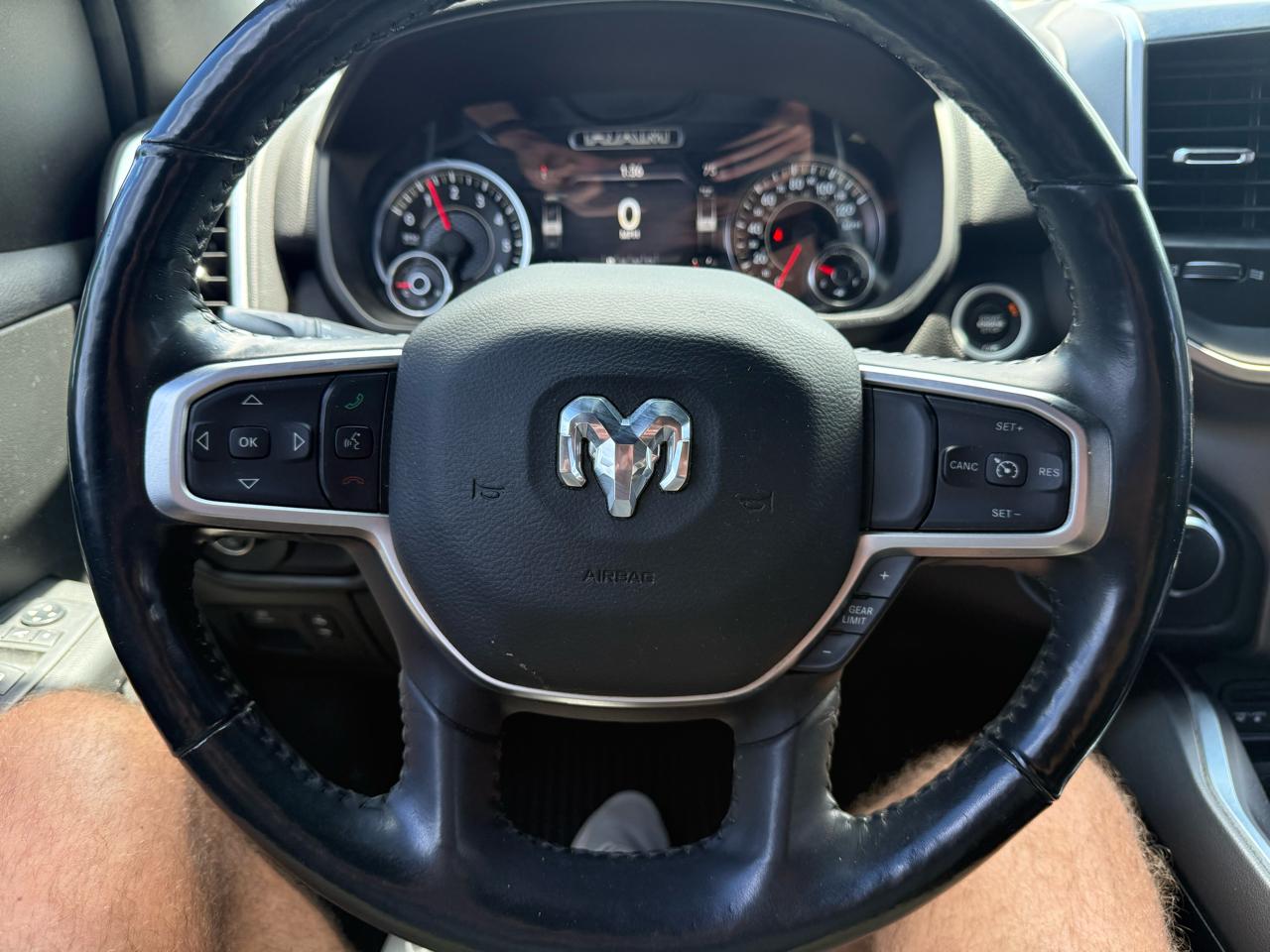 RAM 1500 Big Horn/Lone Star 4x4 Crew Cab 5'7" Box 2019