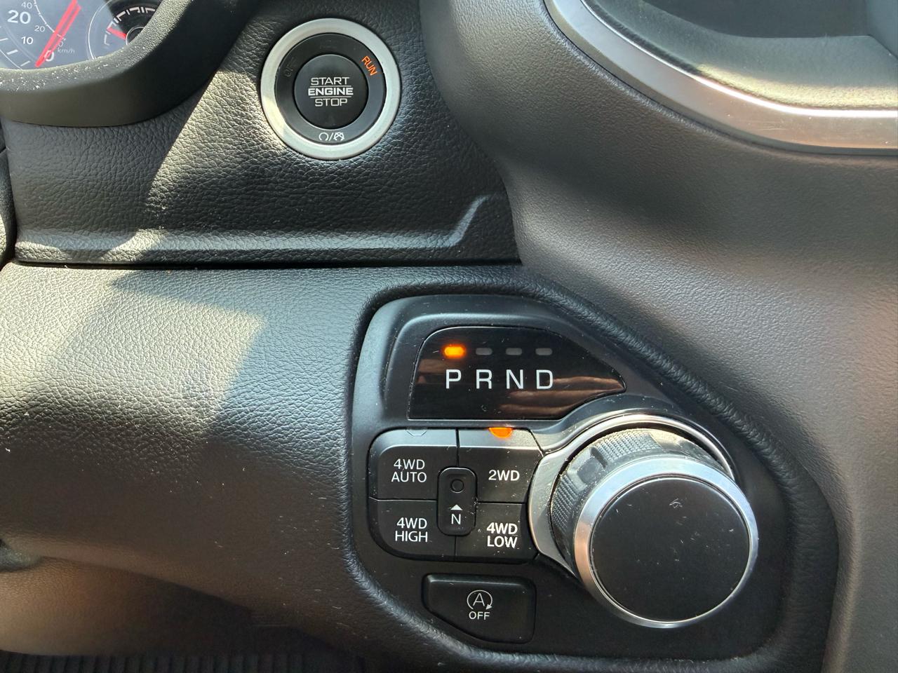 RAM 1500 Big Horn/Lone Star 4x4 Crew Cab 5'7" Box 2019